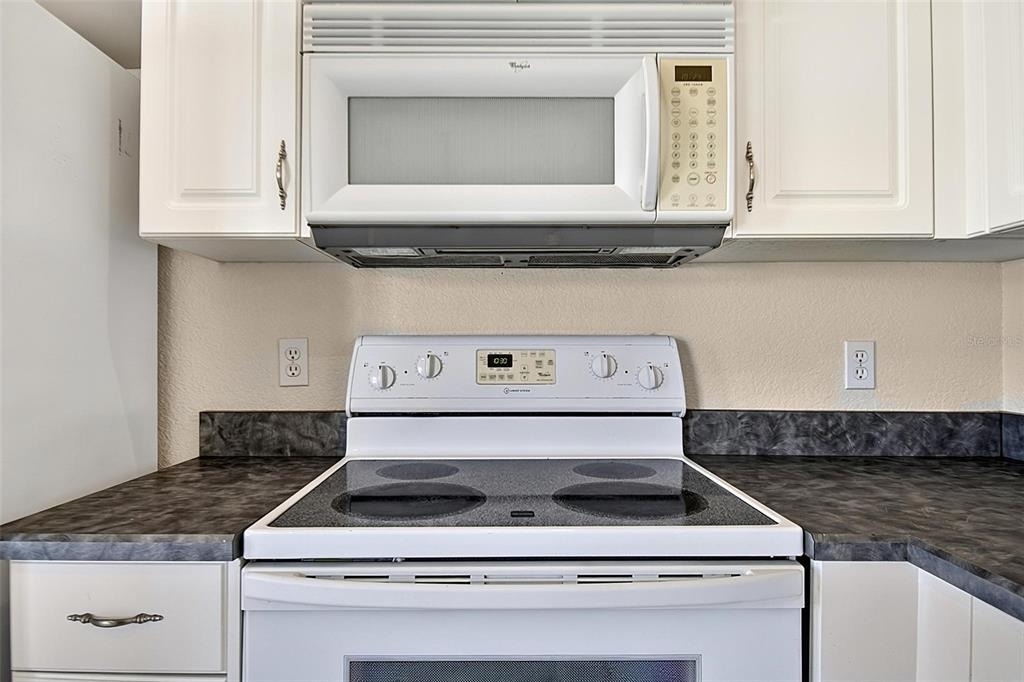 9 Lytton Lane - Photo 12