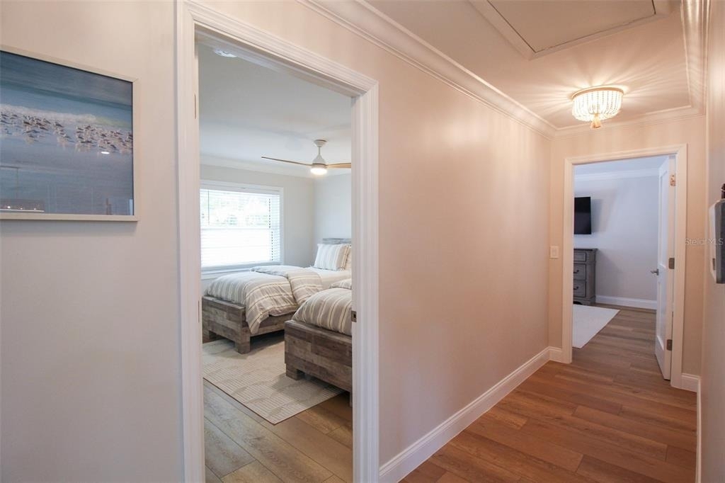 691 Russell Street - Photo 6