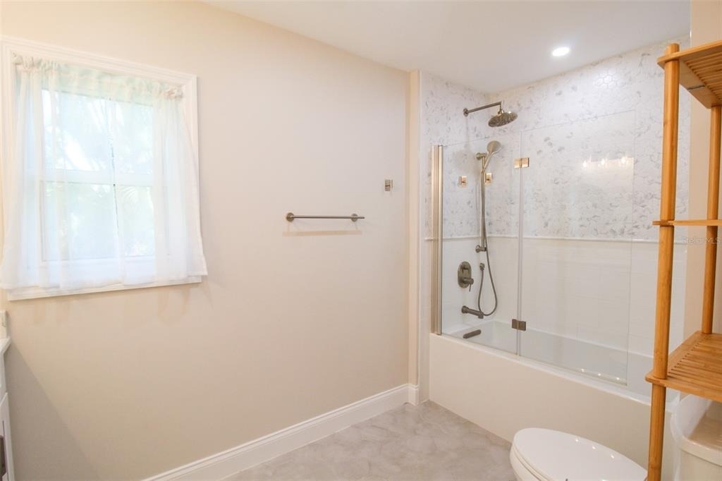 691 Russell Street - Photo 20