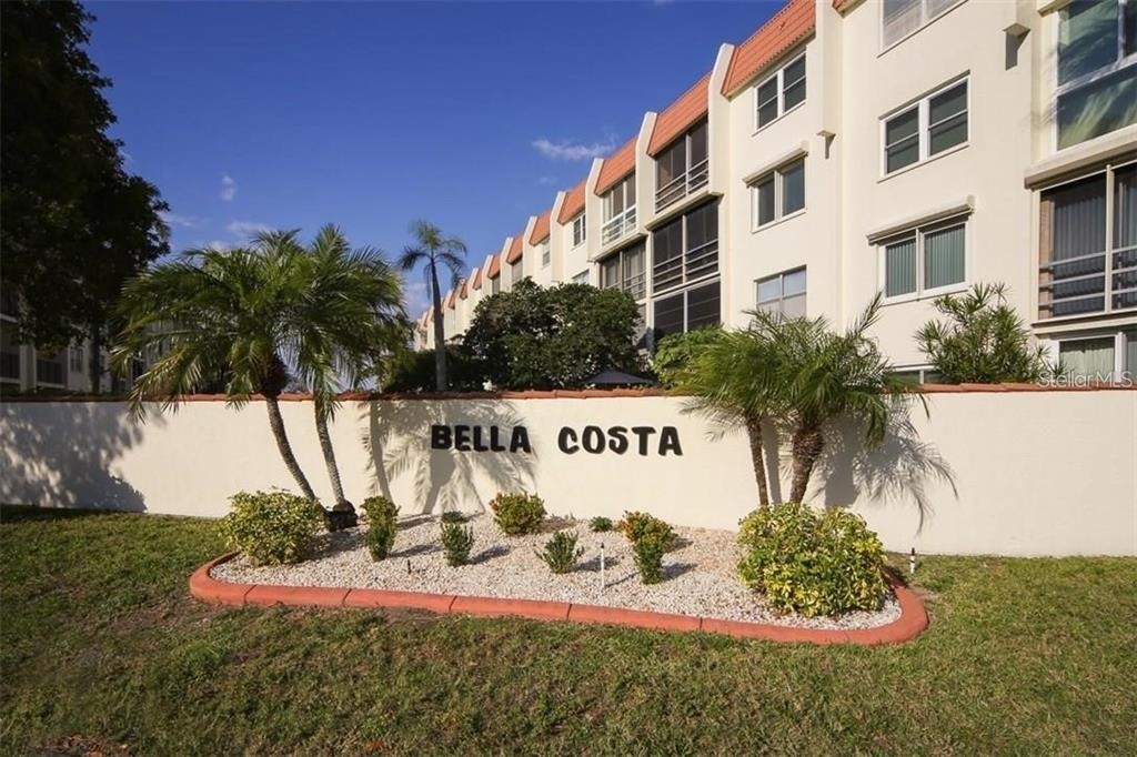 270 Santa Maria Street - Photo 0