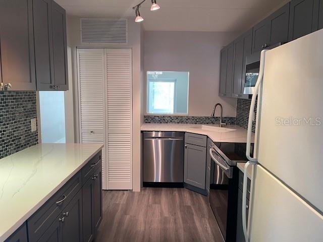 270 Santa Maria Street - Photo 3