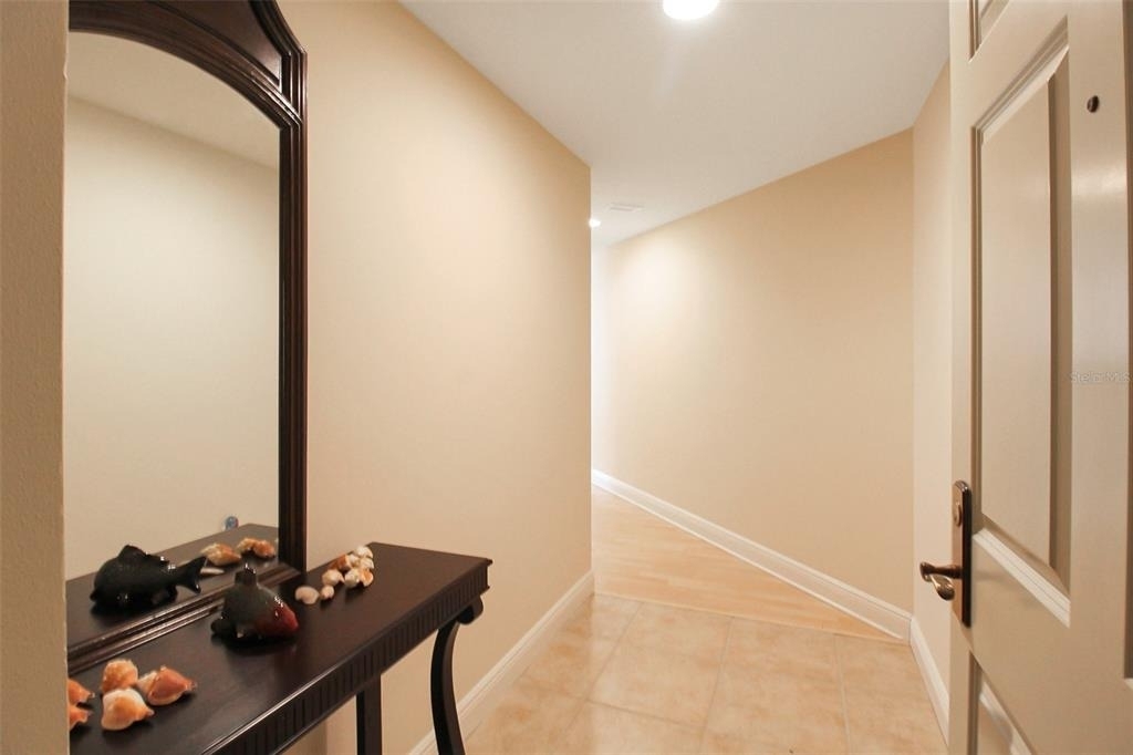 800 N Tamiami Trail - Photo 2