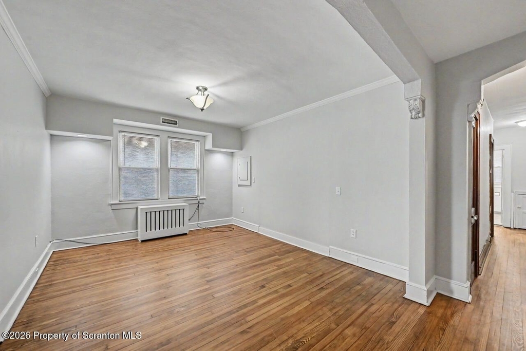 531 S Irving Avenue - Photo 8