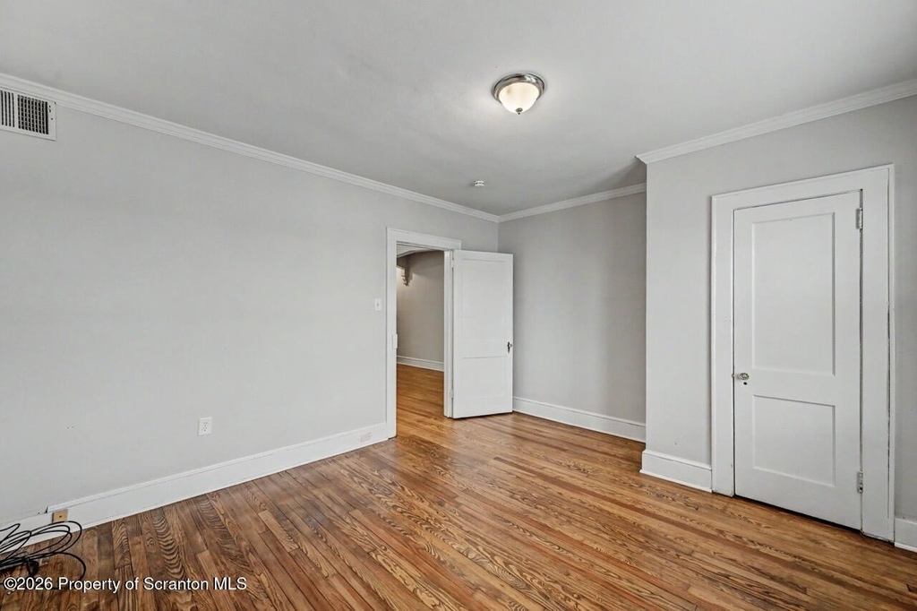 531 S Irving Avenue - Photo 31