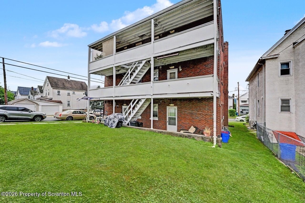 531 S Irving Avenue - Photo 37