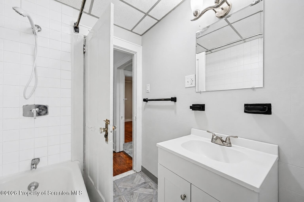 531 S Irving Avenue - Photo 22