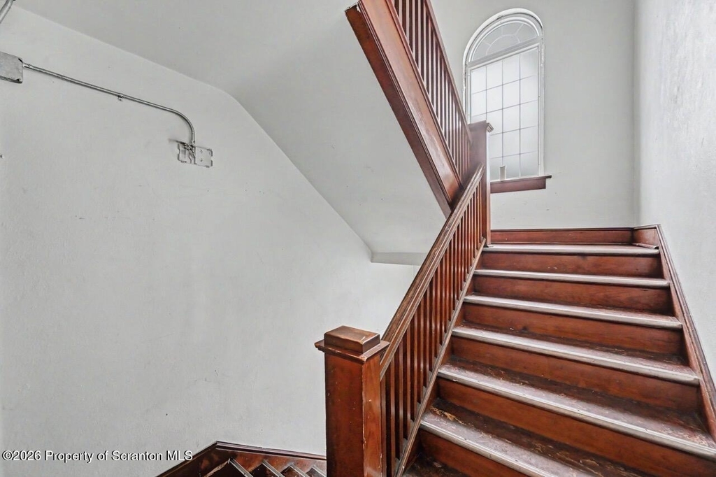531 S Irving Avenue - Photo 33