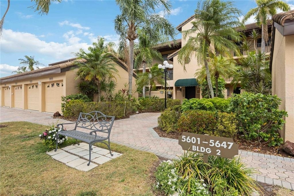 5627 Ashton Way - Photo 3