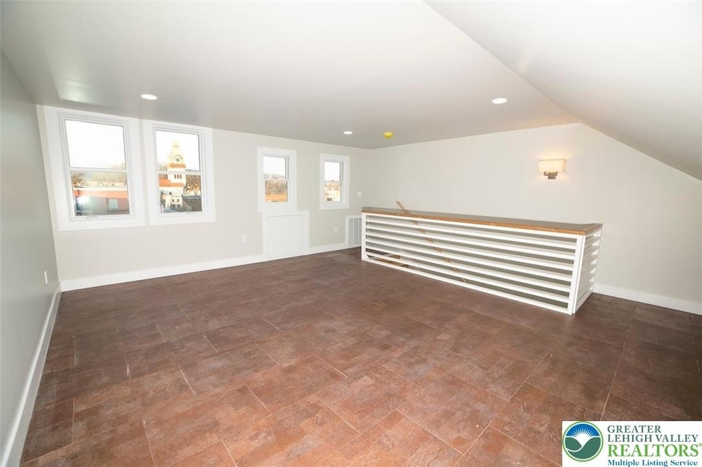 517 Ferry Street - Photo 10