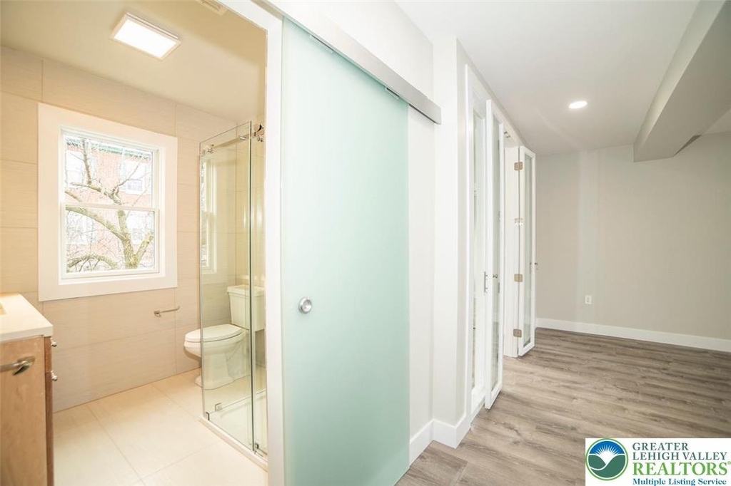 517 Ferry Street - Photo 4