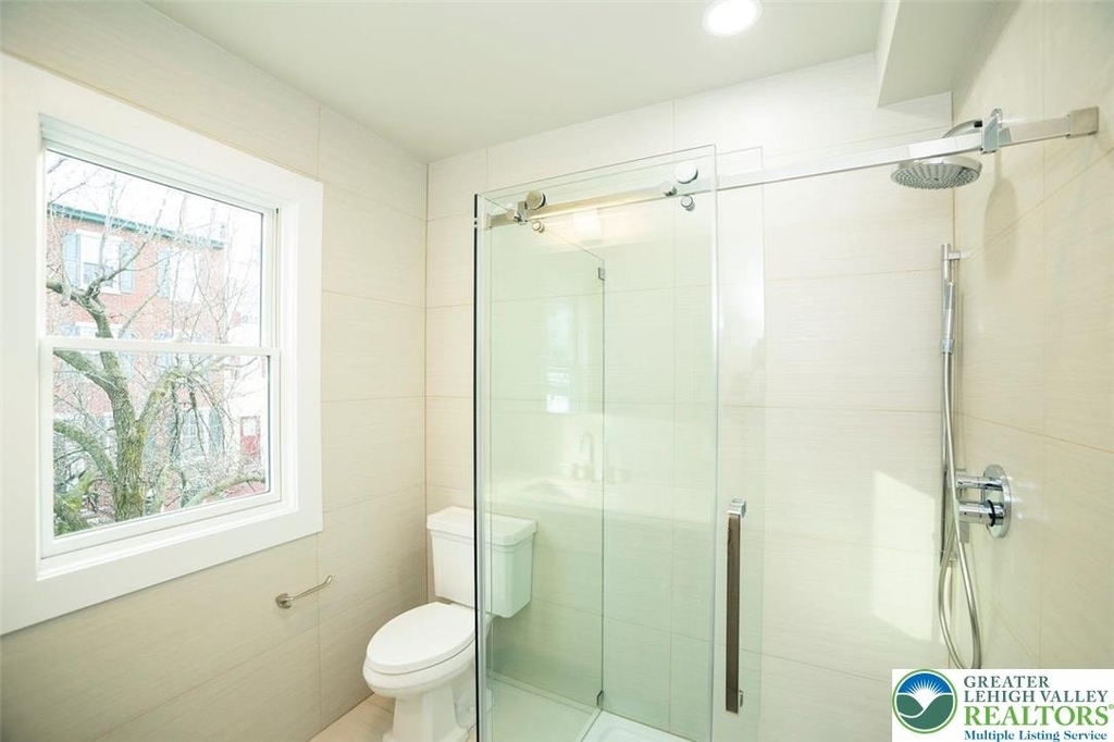 517 Ferry Street - Photo 5