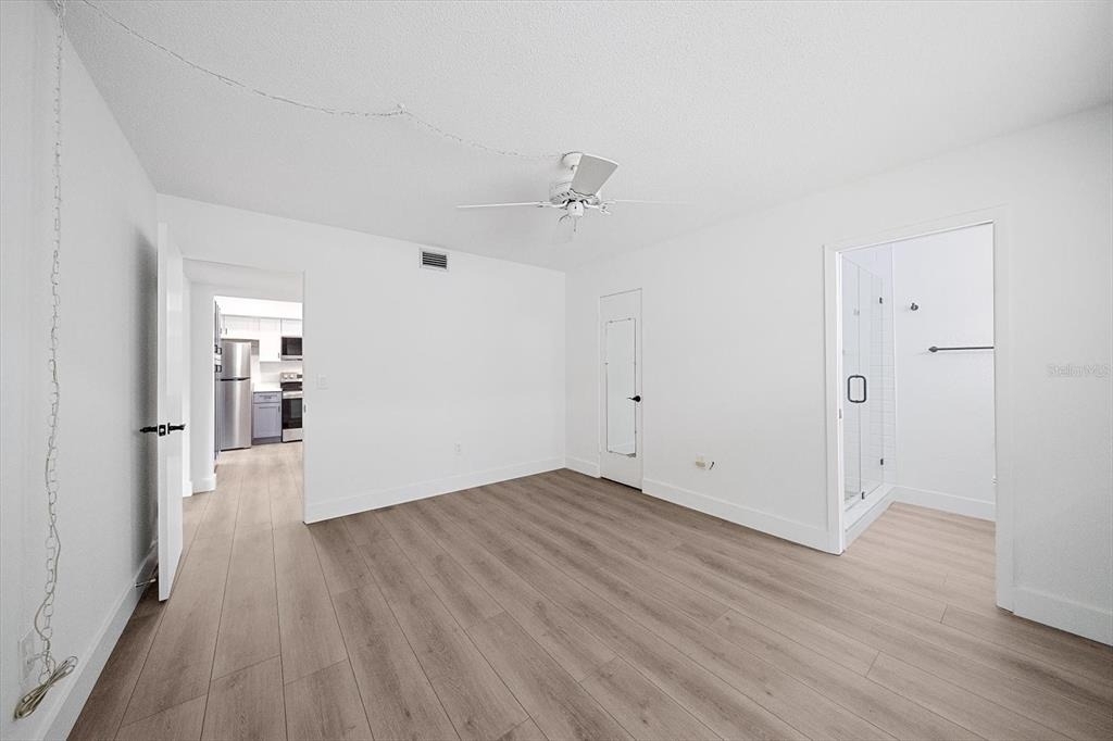 3818 Roxane Boulevard - Photo 4