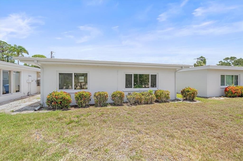 3818 Roxane Boulevard - Photo 26