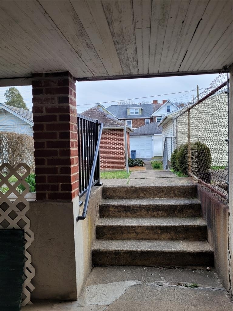 73 W Greenwich Street - Photo 31