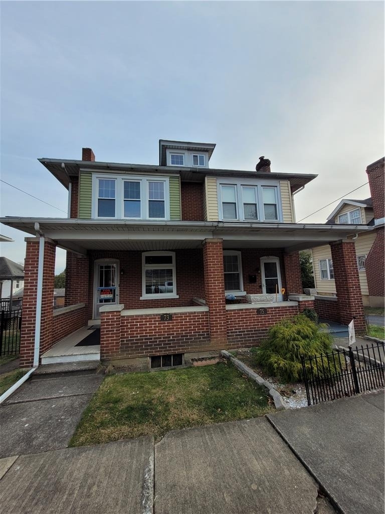 73 W Greenwich Street - Photo 1