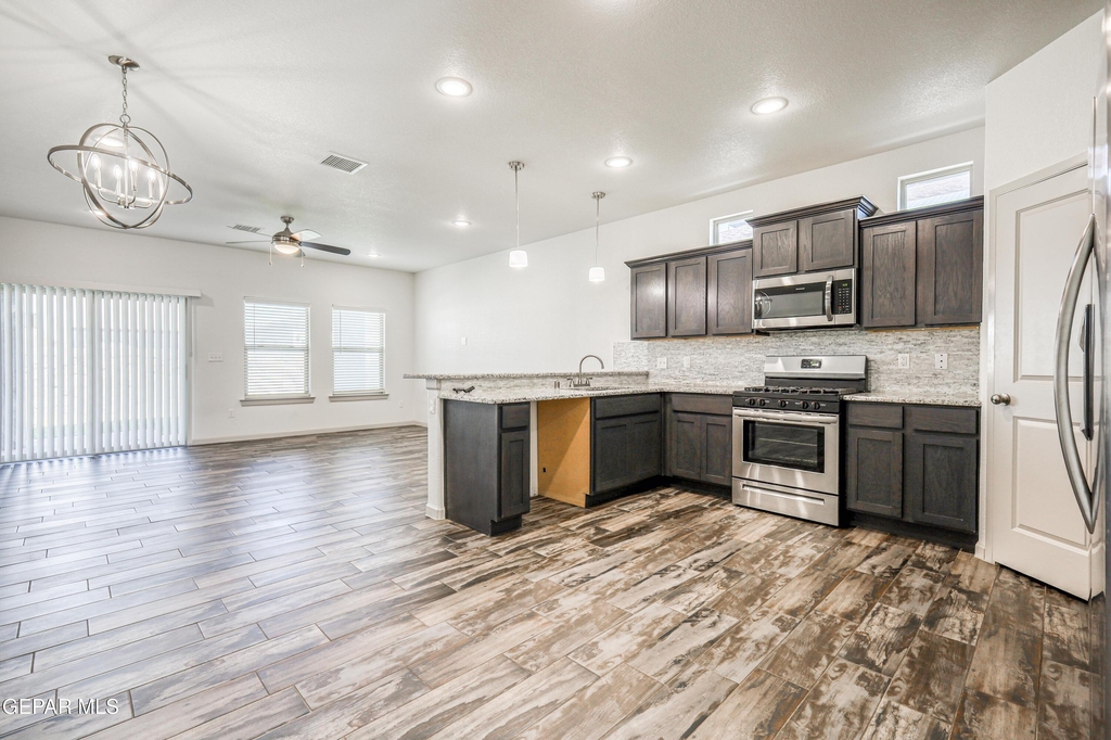 6557 Toivoa Place - Photo 5