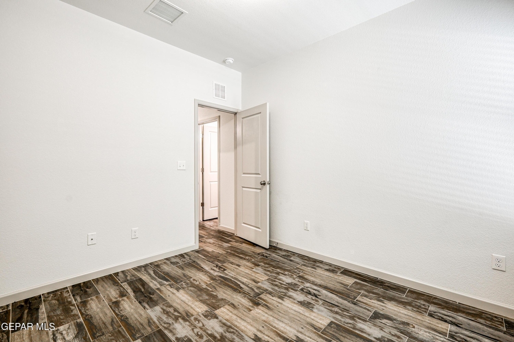 6557 Toivoa Place - Photo 14