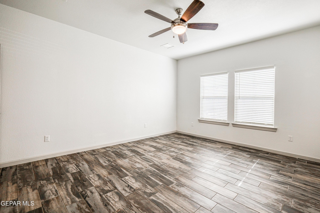 6557 Toivoa Place - Photo 25