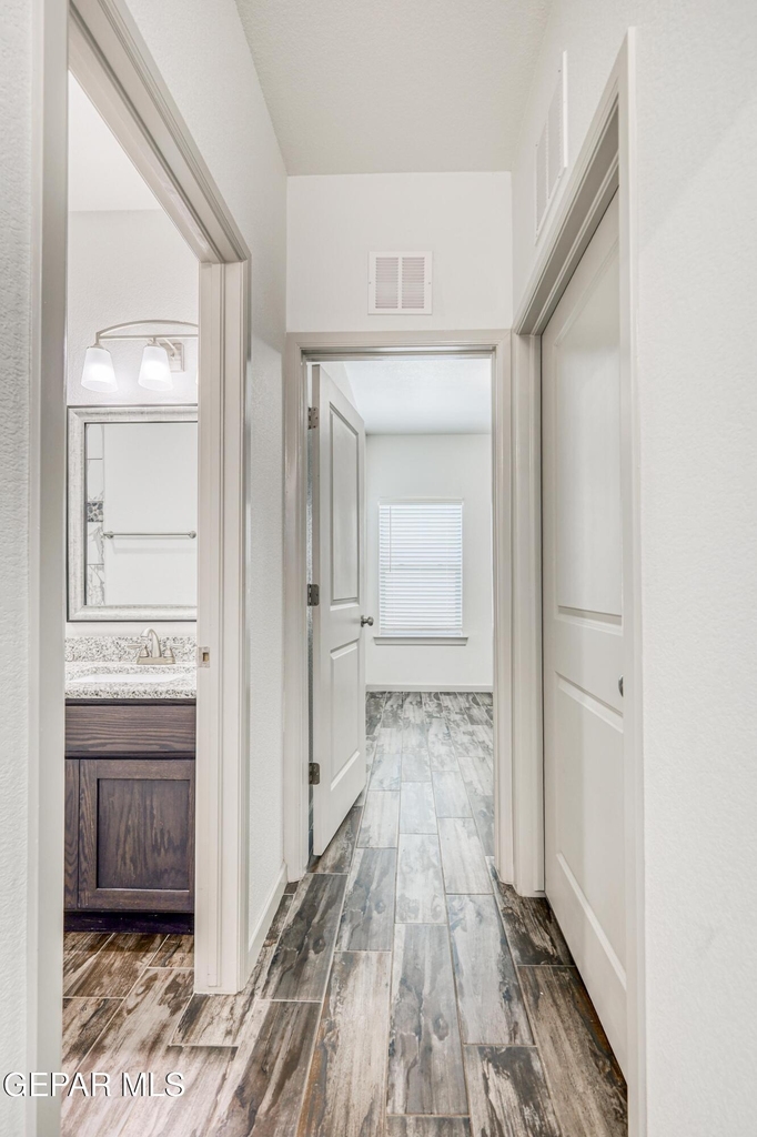 6557 Toivoa Place - Photo 36