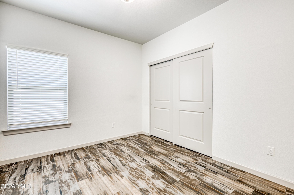 6557 Toivoa Place - Photo 16