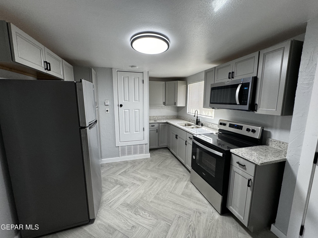 10277 N Loop Drive - Photo 12