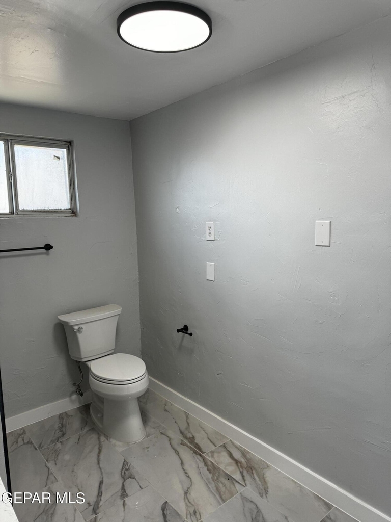 10277 N Loop Drive - Photo 0