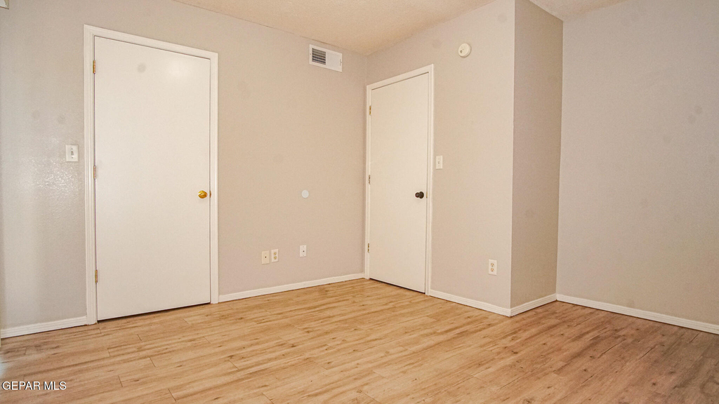11024 Sunshine Court - Photo 9