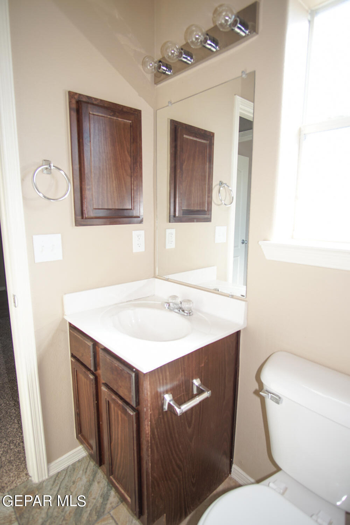 12945 Hueco Hill Drive - Photo 16