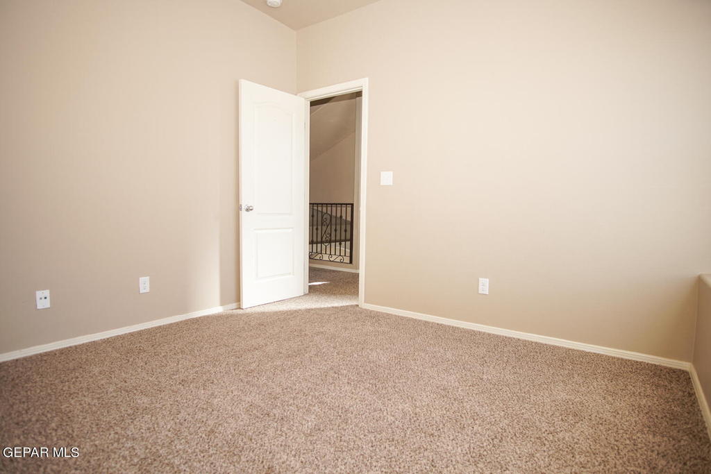 12945 Hueco Hill Drive - Photo 15