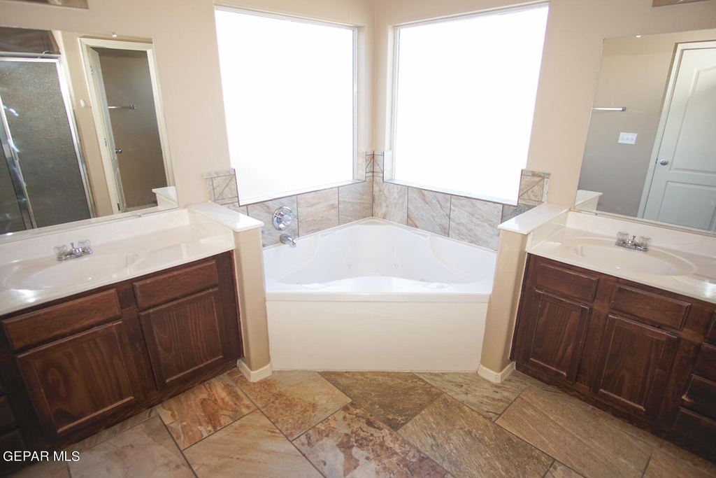12945 Hueco Hill Drive - Photo 20