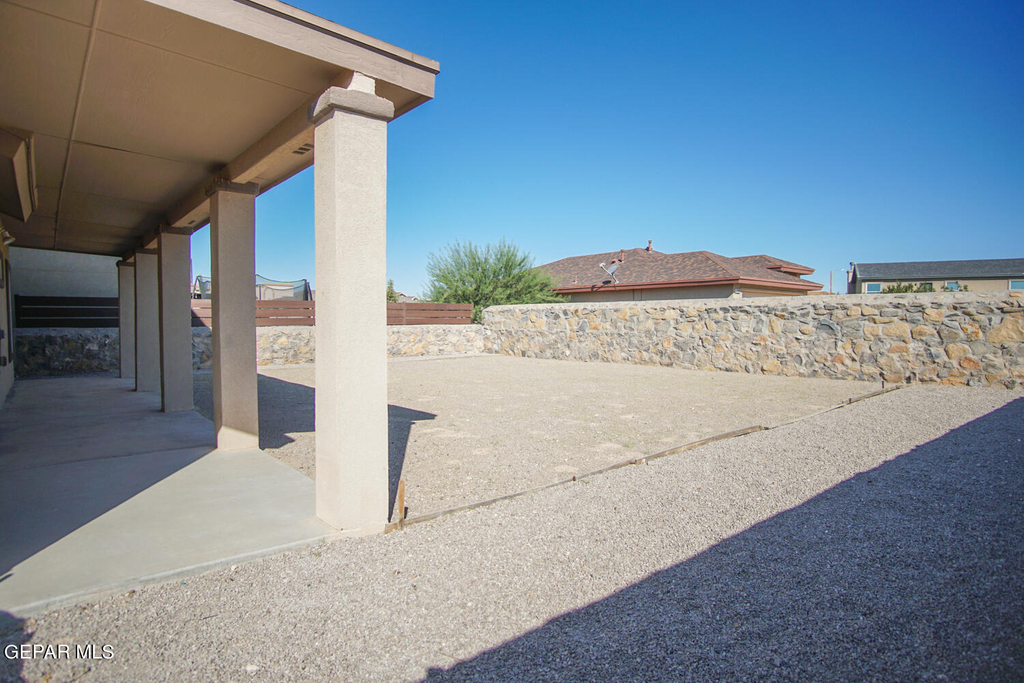 12945 Hueco Hill Drive - Photo 24