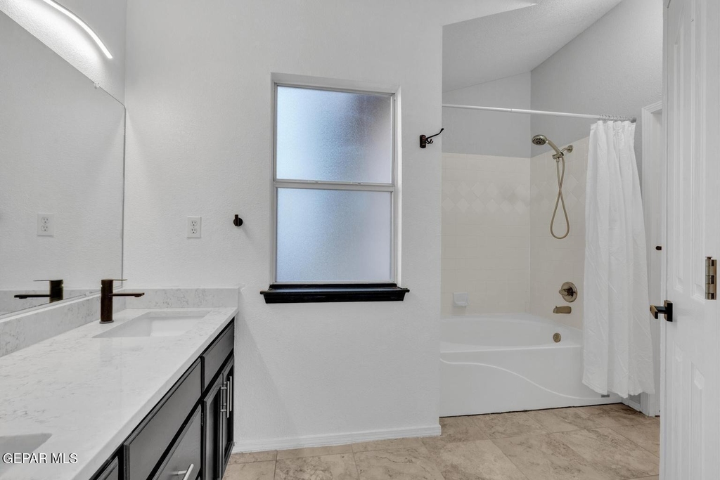 7489 Plaza Redonda Drive - Photo 26