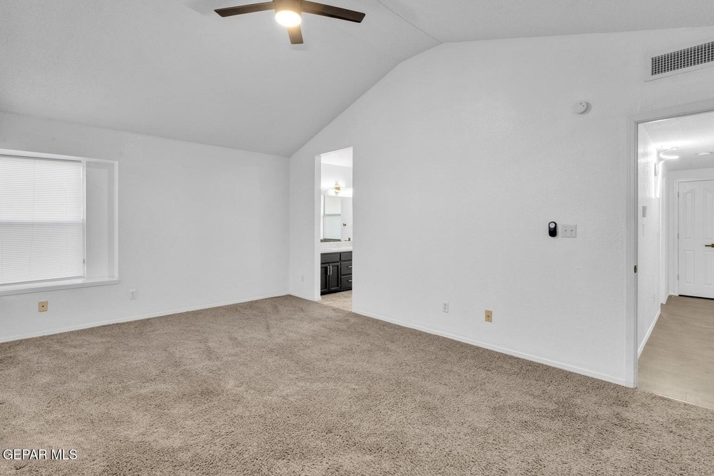 7489 Plaza Redonda Drive - Photo 24