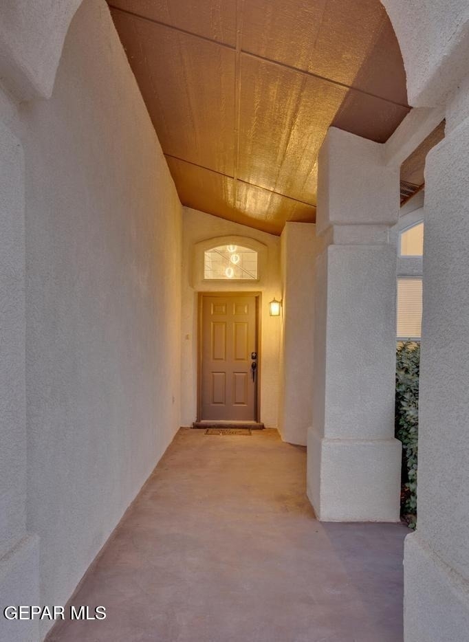 7489 Plaza Redonda Drive - Photo 4