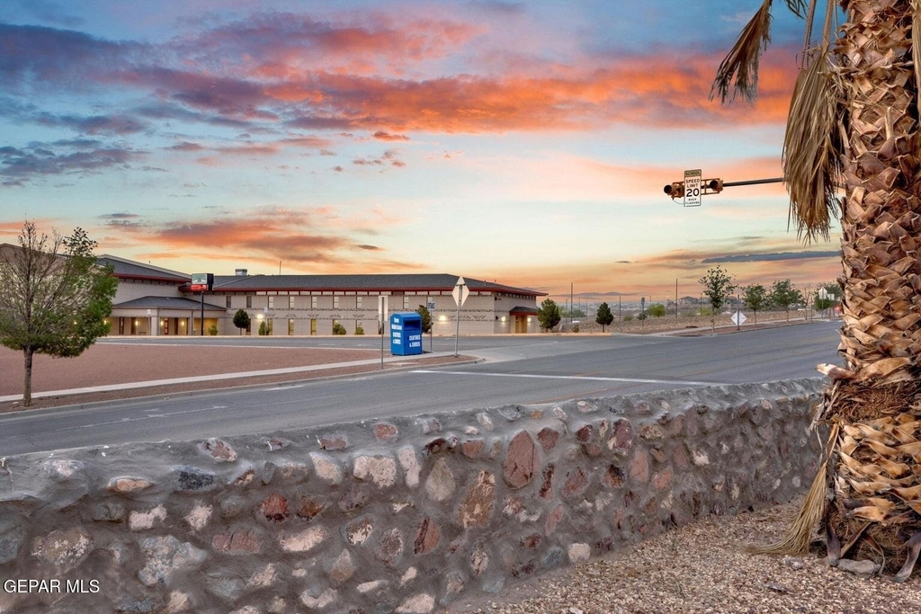 7489 Plaza Redonda Drive - Photo 45