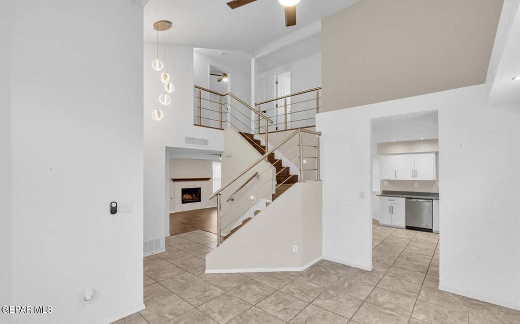 7489 Plaza Redonda Drive - Photo 6