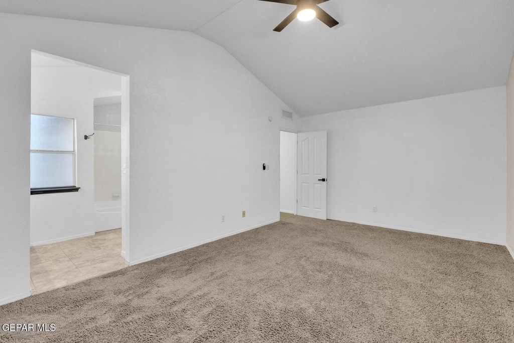7489 Plaza Redonda Drive - Photo 25