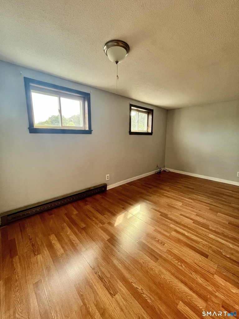 889 Farmington Avenue - Photo 8