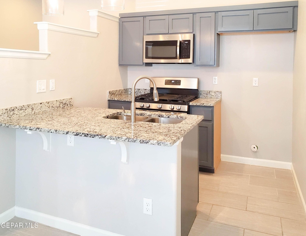 6524 Hoop Street - Photo 4