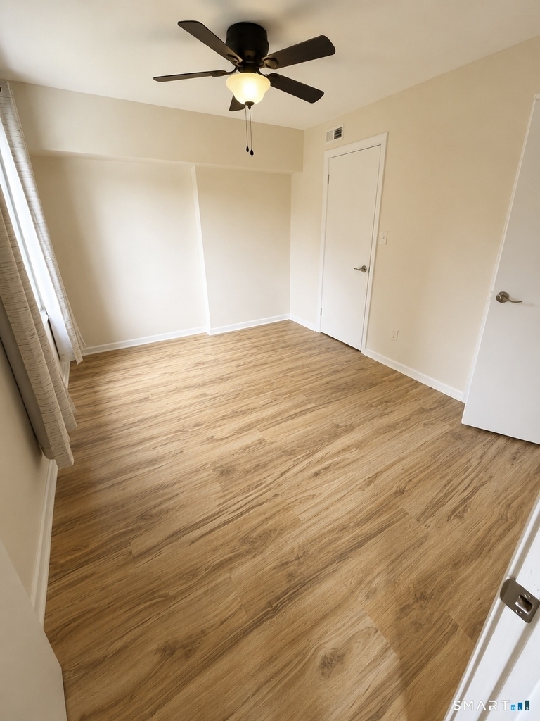 267 Branford Road - Photo 3