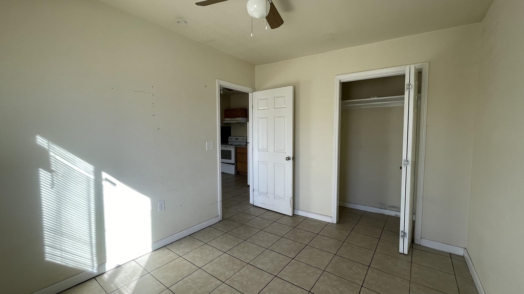 136 Keeney Court - Photo 5