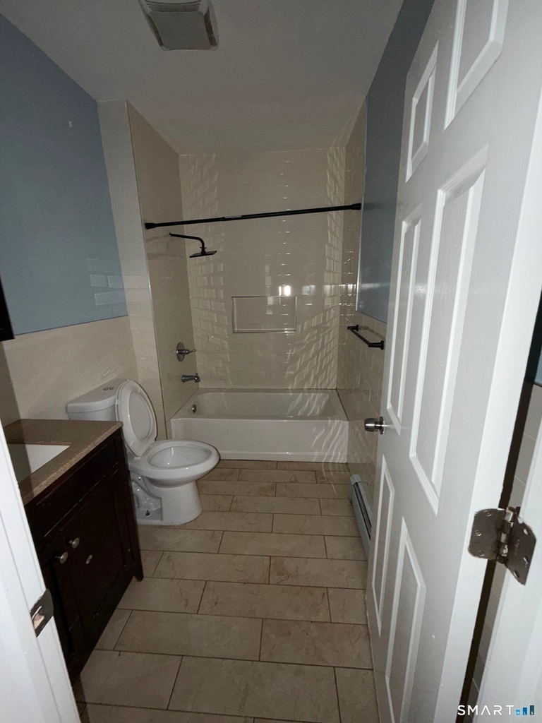 16 Charron Street - Photo 3