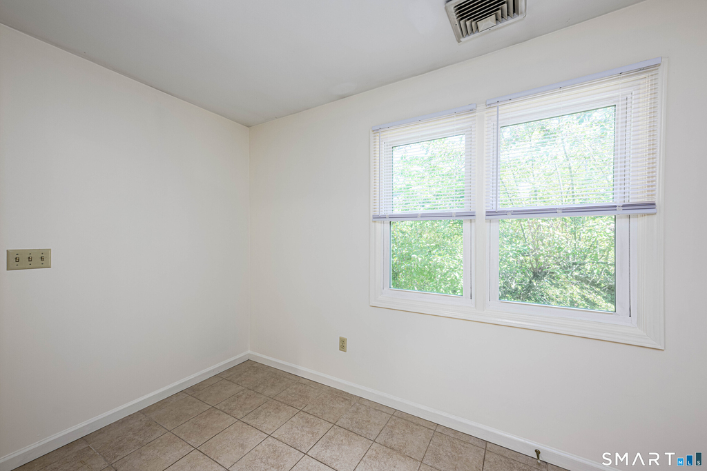 1400 Hartford Turnpike - Photo 14