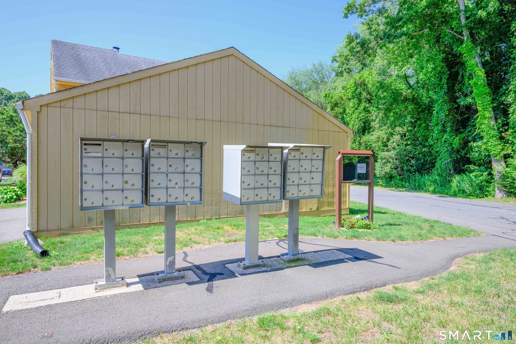 1400 Hartford Turnpike - Photo 34