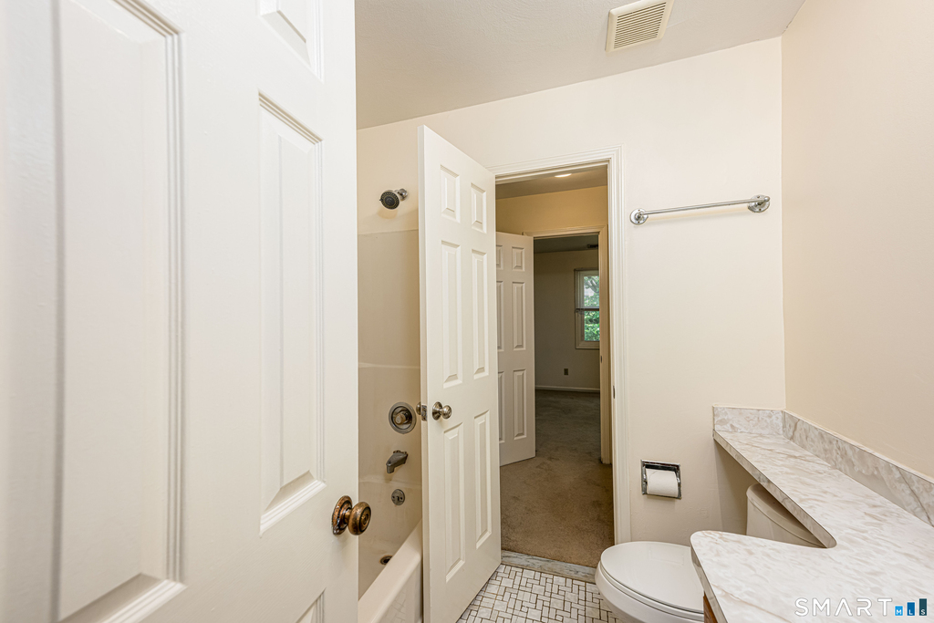 1400 Hartford Turnpike - Photo 21