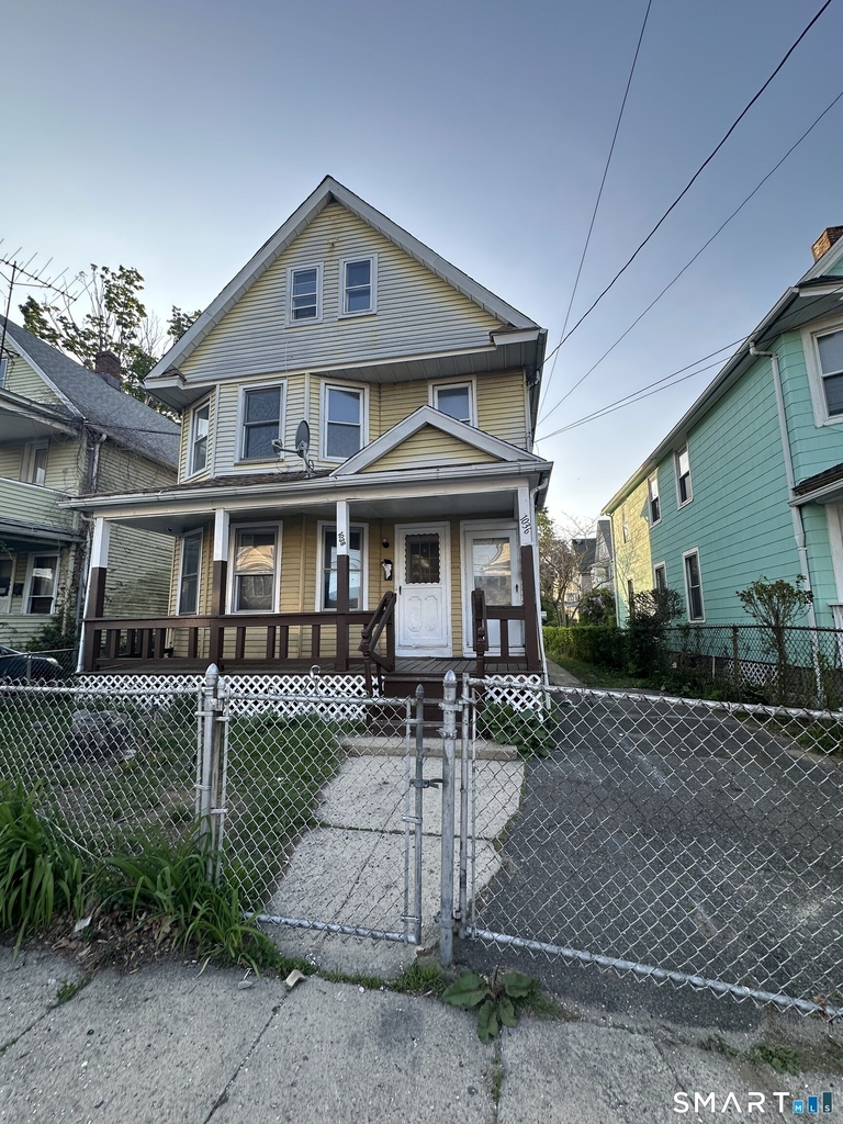 1036 Maplewood Avenue - Photo 0