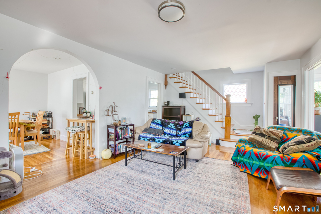 42 Thompson Street - Photo 2