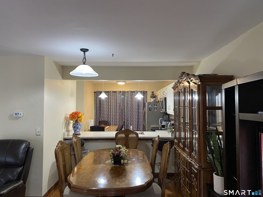 60 Padanaram Road - Photo 2