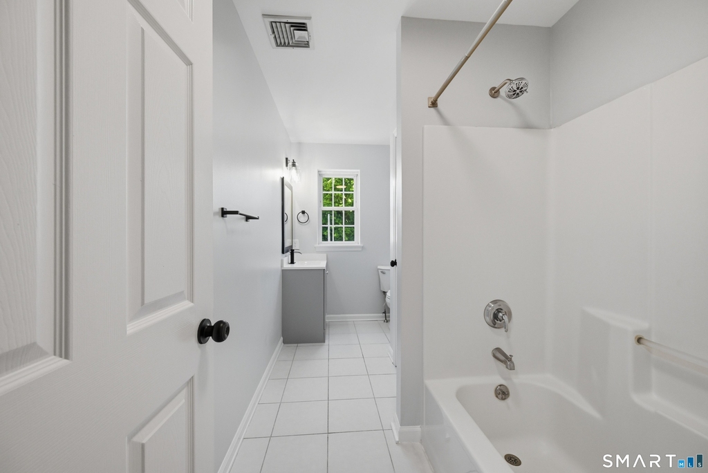 1 Union Avenue - Photo 24