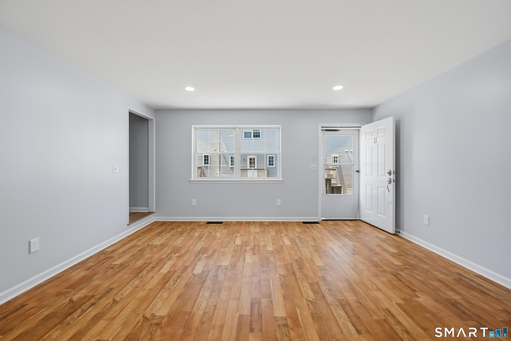 1 Union Avenue - Photo 3